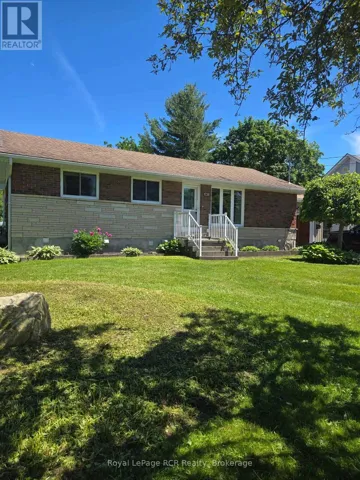 1735 6TH AVENUE E, Owen Sound, Ontario N4K2V9