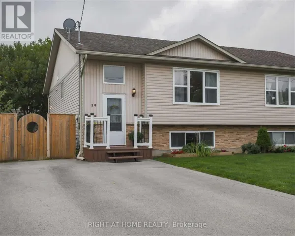39 CUMMING STREET, St. Catharines (Western Hill), Ontario L2S1H8