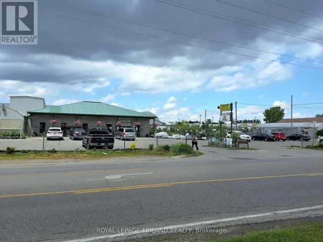 1720 GORE ROAD, London East (East P), Ontario N5W5L5