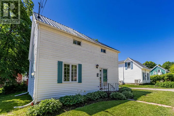 3 HOWARD Street, Victoria, Prince Edward Island C0A2G0