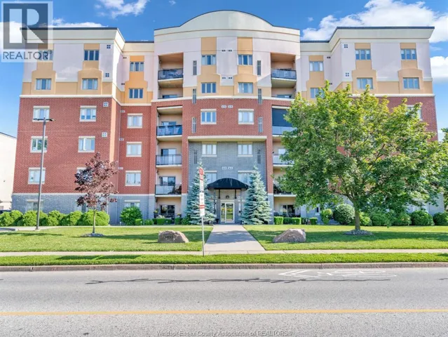 1855 NORMANDY Unit# 404, LaSalle, Ontario N9H2R4
