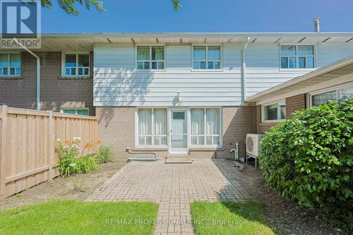20 - 160 CARSBROOKE ROAD, Toronto (Etobicoke West Mall), Ontario M9C1G9