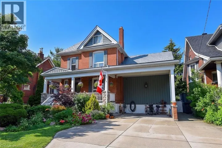 135 ALPINE Avenue, Hamilton, Ontario L9A1A7