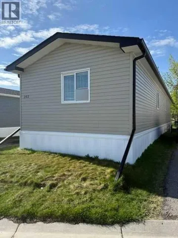 202, 1101 84 Street NE, Calgary, Alberta T2A7X2