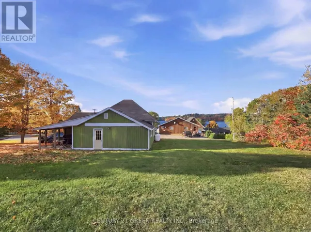 135 VILLAGE STREET, Hastings Highlands (Herschel Ward), Ontario K0L1C0