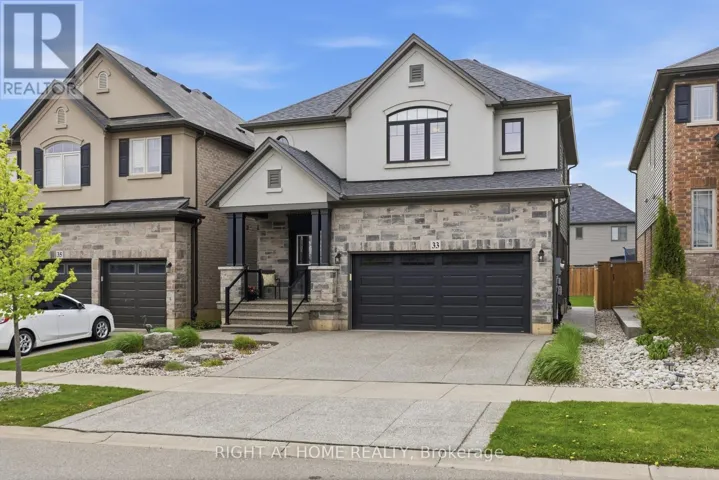 33 VIC CHAMBERS PLACE, Brant (Paris), Ontario N3L0E6