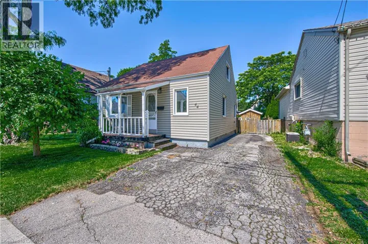 44 EAST 32ND Street, Hamilton, Ontario L8V3R6