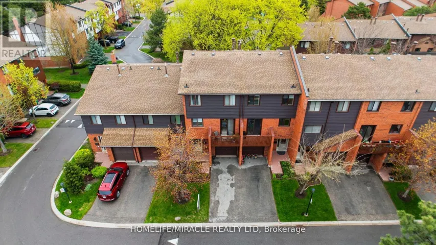 32 - 4165 FIELDGATE DRIVE, Mississauga (Rathwood), Ontario L4W2M9