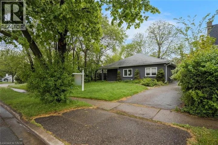 16 WOODWARD Avenue, Brampton, Ontario L6V1K1