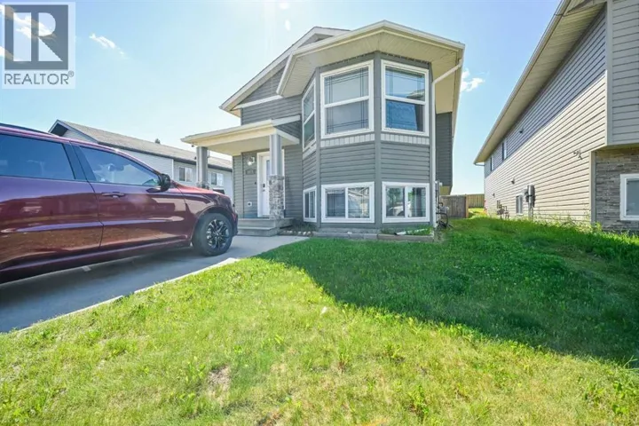7018 90 Street, Grande Prairie, Alberta T8X0C1