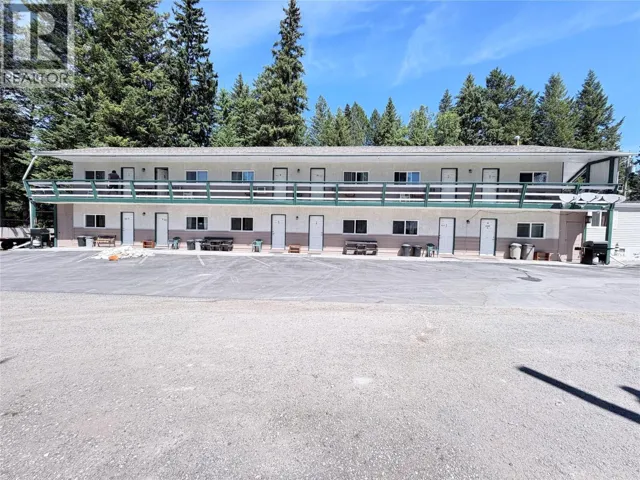 4539 BARLEBEN Road, Skookumchuck, British Columbia V0B2E0