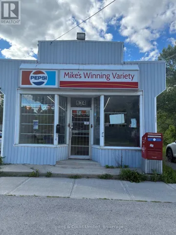 634 CHAMBERLAIN STREET, Peterborough (Otonabee Ward 1), Ontario K9J4M1