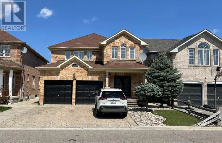 MAIN AND SECOND FLOOR - 57 FALLSTAR CRESCENT, Brampton (Fletcher's Meadow), Ontario L7A2J7