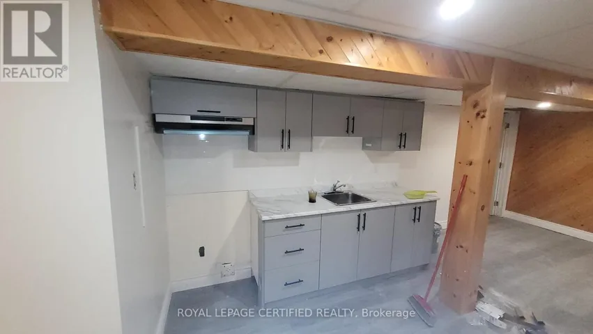 6486 EDENWOOD DRIVE, Mississauga (Meadowvale), Ontario L5N3K1