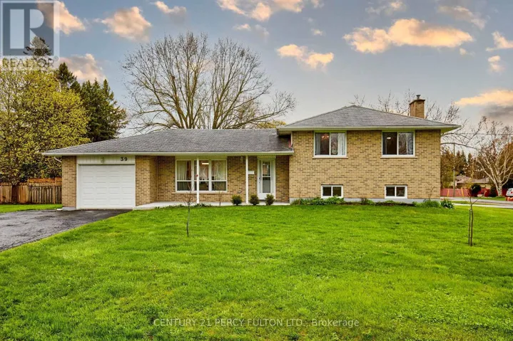 39 MEREDITH CRESCENT, Cobourg, Ontario K9A4R3