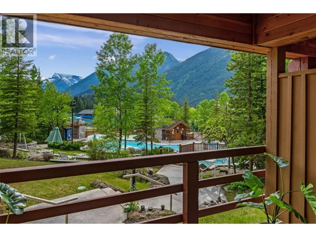 2080 SUMMIT Drive Unit# 111, Panorama, British Columbia V0A1T0