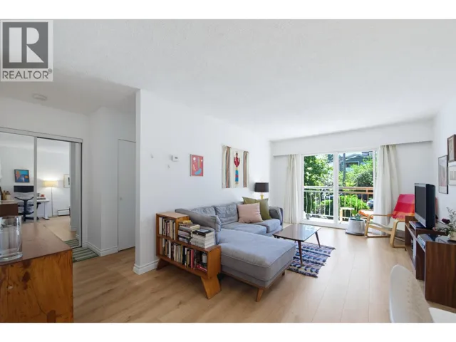 303 711 E 6TH STREET, Vancouver, British Columbia V5T1L7