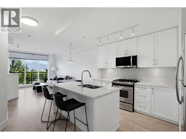 407 298 E 11TH AVENUE, Vancouver, British Columbia V5T2C3