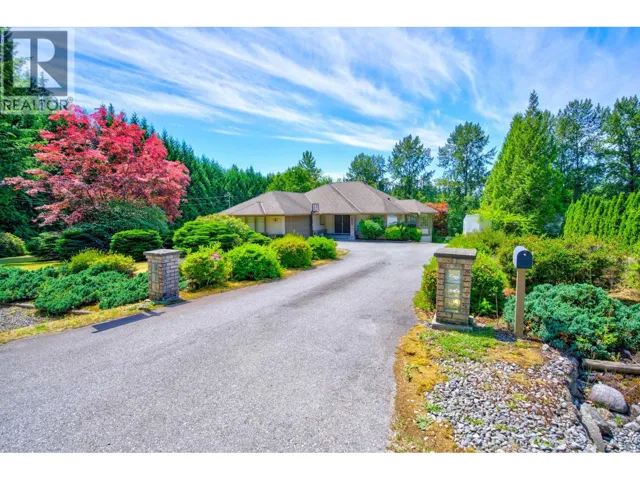 12753 261 STREET, Maple Ridge, British Columbia V2W1C3