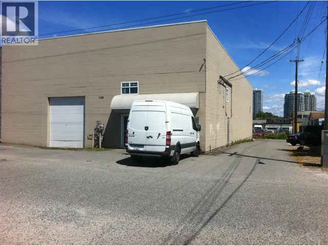 A 7188 CURRAGH AVENUE, Burnaby, British Columbia V5J4V9