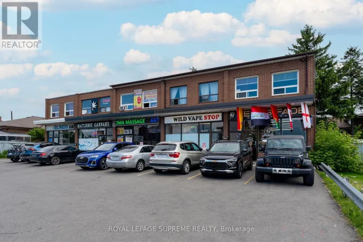 6127 STEELES AVENUE W, Toronto (Humber Summit), Ontario M9L2V1
