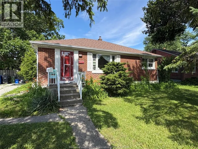 3400 DOMINION Unit# main floor, Windsor, Ontario N9E2N7