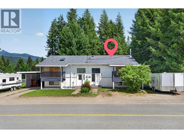 208 DUTCH LAKE Road, Clearwater, British Columbia V0E1N2