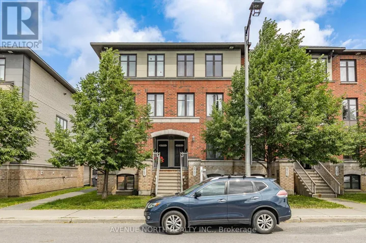 573B CHAPMAN MILLS DRIVE, Ottawa, Ontario K2J5T2