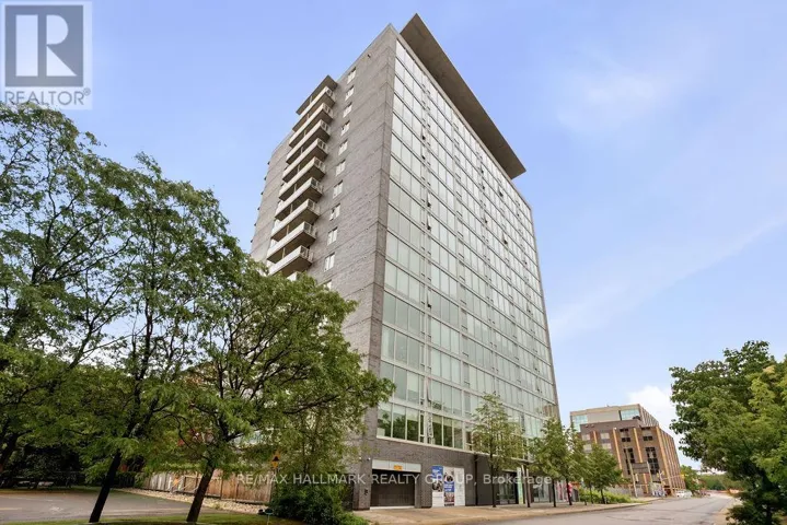 701 - 300 LISGAR STREET, Ottawa, Ontario K2P0E2