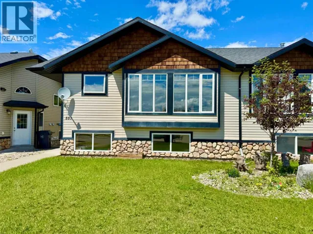 881 Kettles Street, Pincher Creek, Alberta T0K1W0