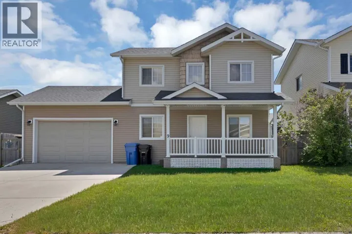 9 Mackenzie Way, Carstairs, Alberta T0M0N0