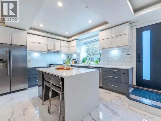 1805 E 37TH AVENUE, Vancouver, British Columbia V5P1E9