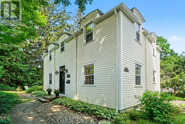 171 MINTO PLACE, Ottawa, Ontario K1M2E6