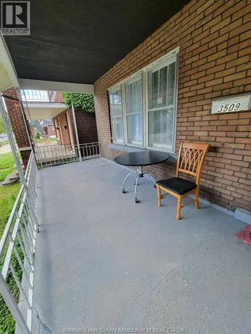 3509 PETER, Windsor, Ontario N9C1J6