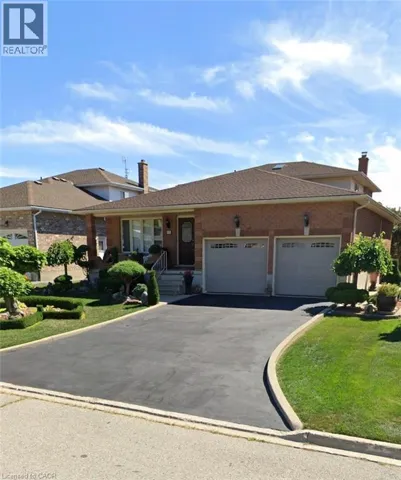 55 AZORES Crescent, Cambridge, Ontario N1R7Z5