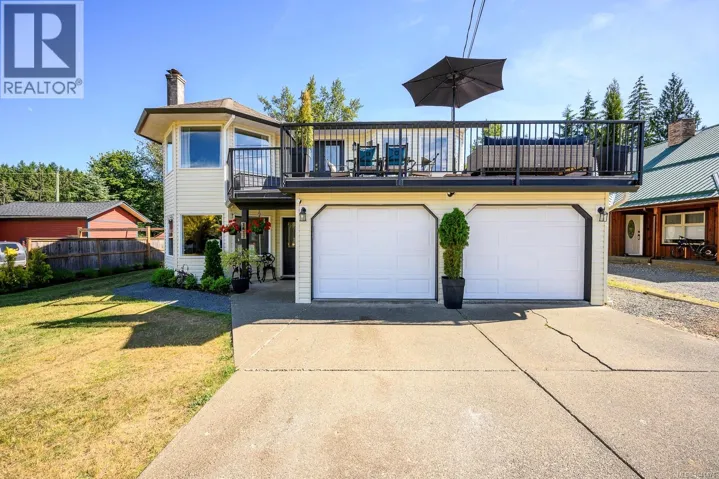 2613 Derwent Ave, Cumberland, British Columbia V0R1S0