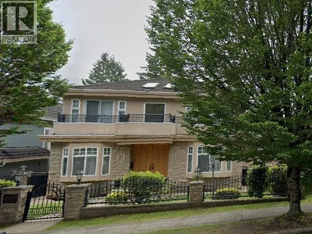 2420 SCARBORO AVENUE, Vancouver, British Columbia V5P2L4