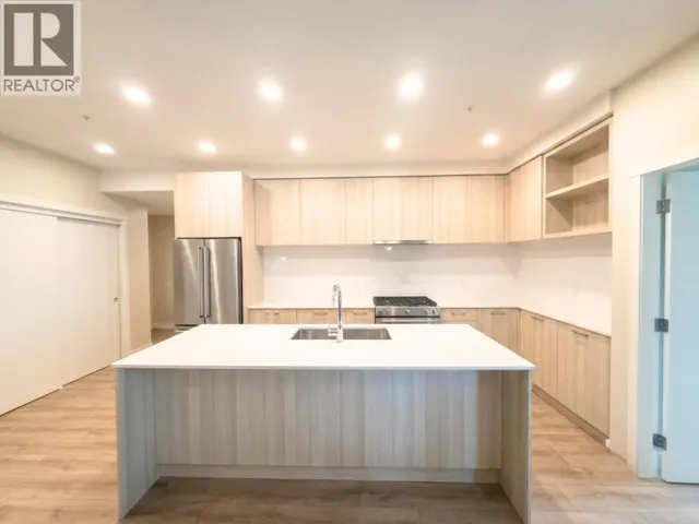 214 721 ANSKAR COURT, Coquitlam, British Columbia V3J0L4
