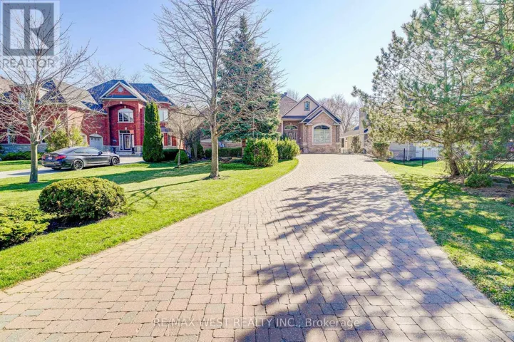 23 HANOVER COURT, Whitby (Lynde Creek), Ontario L1N7J1
