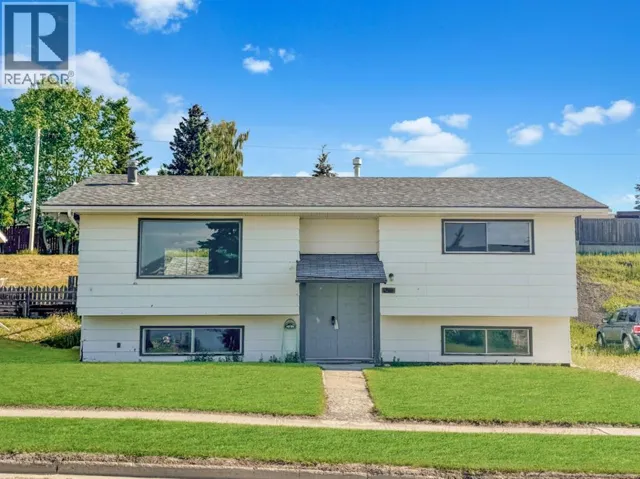 10987 97 Avenue, Grande Cache, Alberta t0e0y0