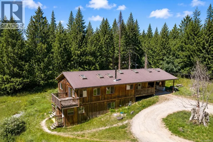 5160 Central Rd, Hornby Island, British Columbia V0R1Z0
