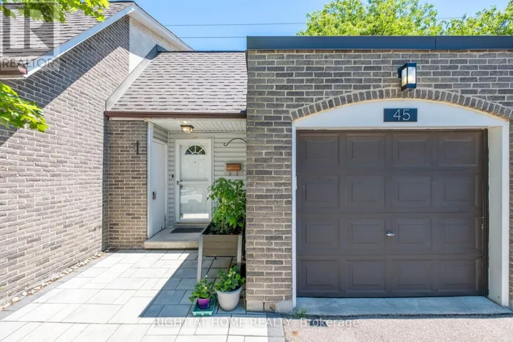 45 - 2440 BROMSGROVE ROAD, Mississauga (Clarkson), Ontario L5J4J7