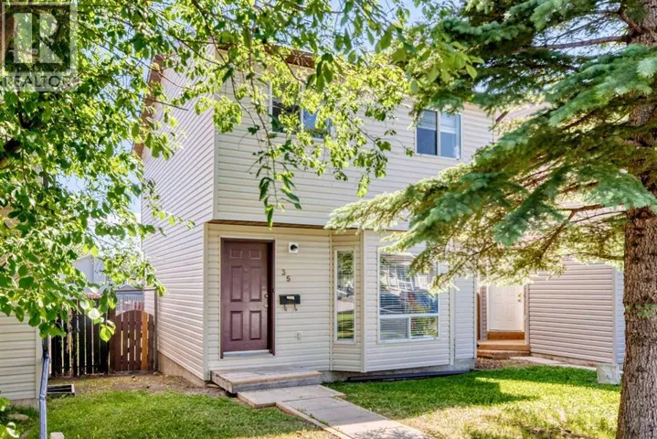 35 Martindale Court NE, Calgary, Alberta T3J2V8