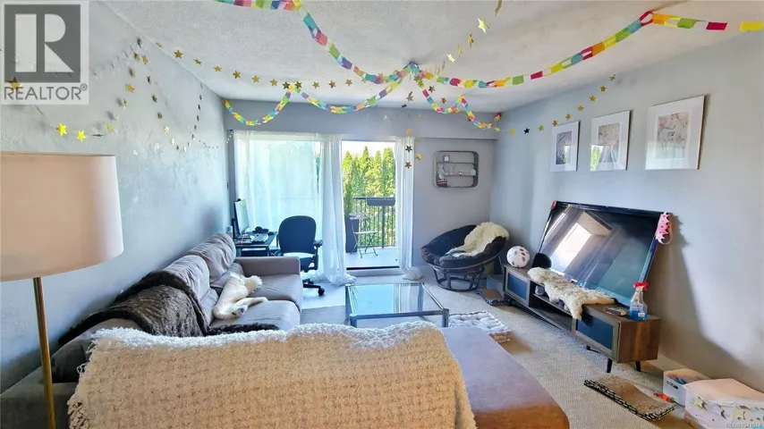 217 1870 McKenzie Ave, Saanich, British Columbia V8N4X3