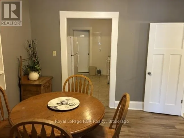 780