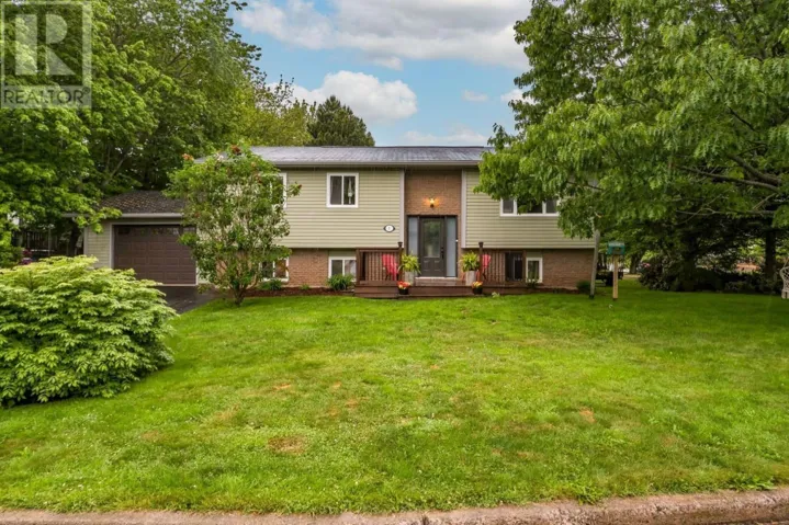 5 Joan Eleanor Drive, Dartmouth, Nova Scotia B2W5Z9