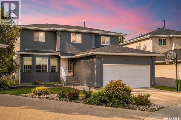 2952 St James CRESCENT, Regina, Saskatchewan S4V2Z2