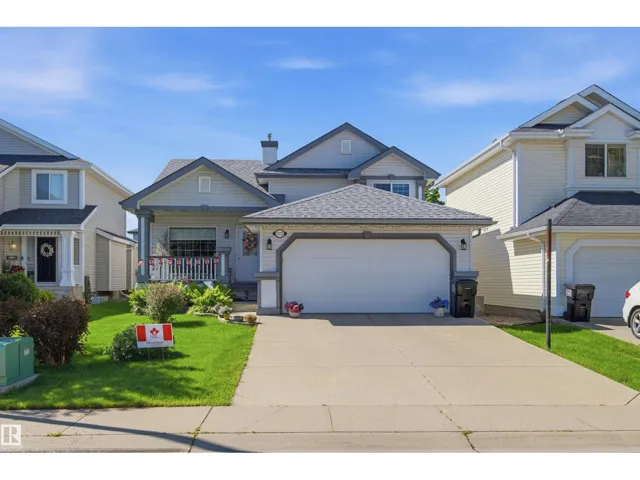 11715 11B AV NW, Edmonton, Alberta T6J7E5