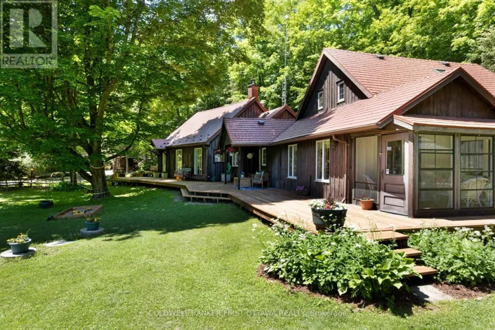 1358 RIDEAU FERRY ROAD, Drummond/North Elmsley, Ontario K7H3C7
