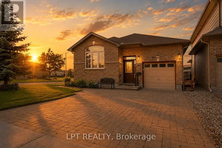 392 BAMBURGH WAY, Ottawa, Ontario K2J6A6